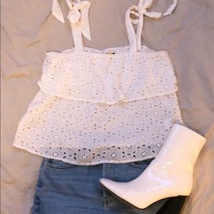 White detail crop top